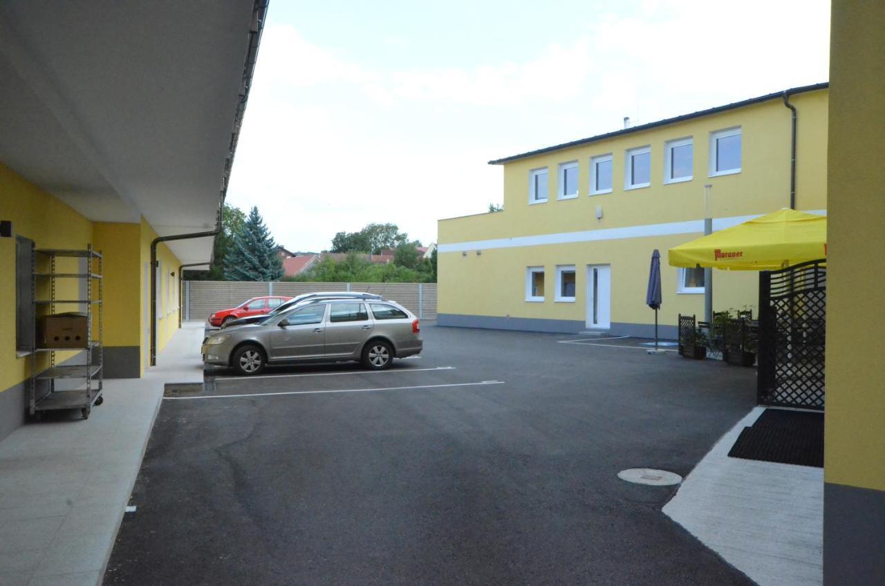 Wartmannstetterhof 호텔 Wartmannstetten 외부 사진